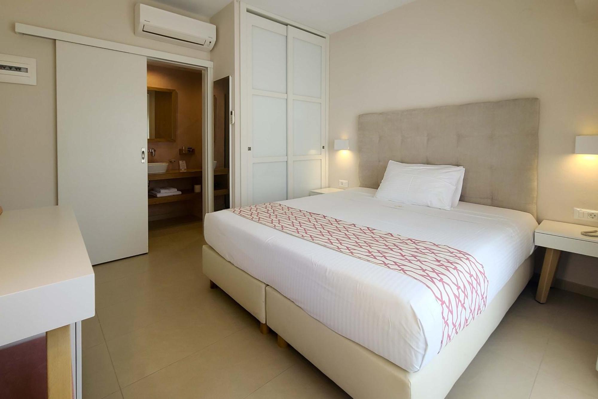 Petra Beach Hotel Khersónisos Rom bilde